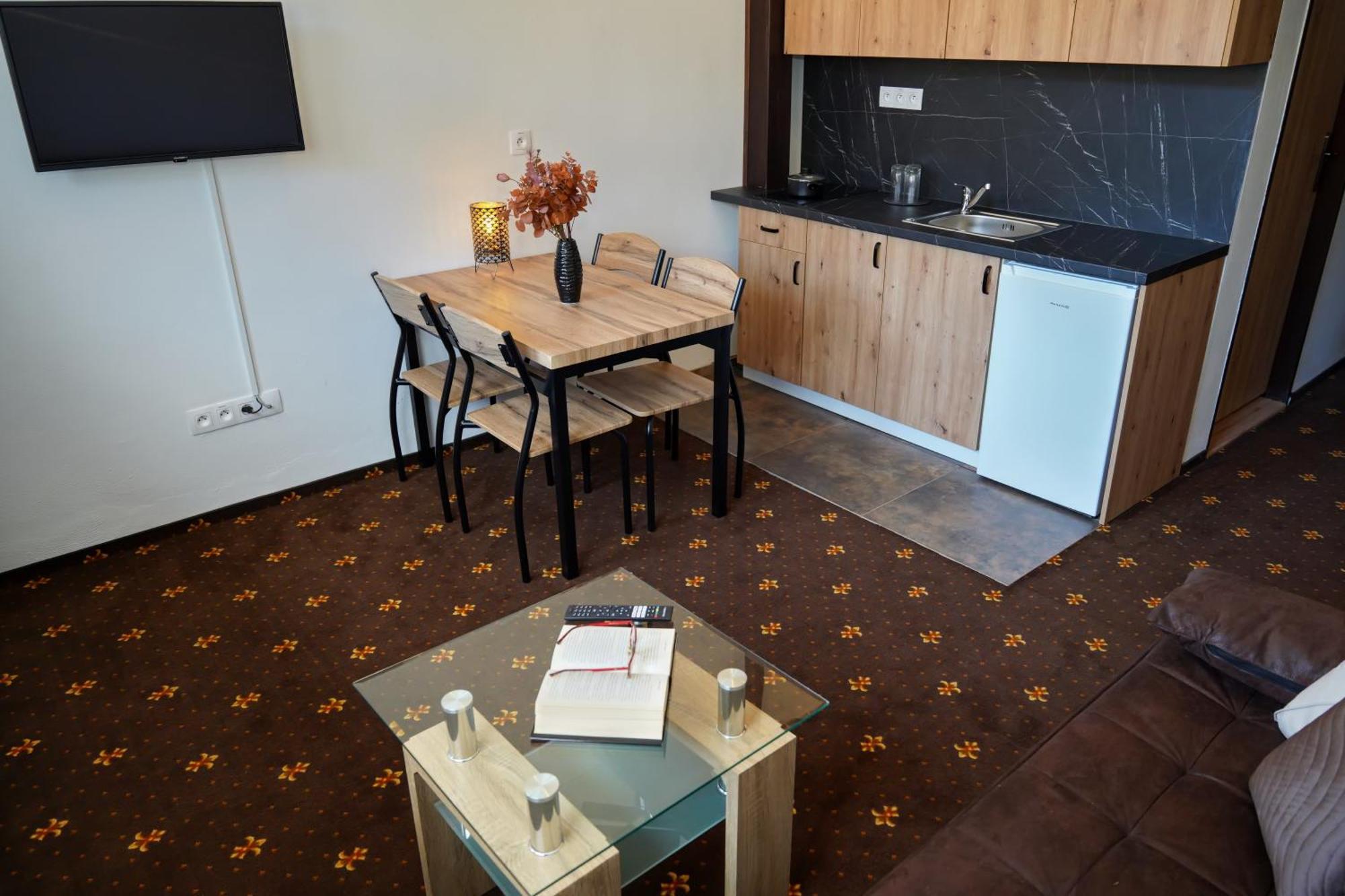 Hotel Raj Dedinky Eksteriør bilde