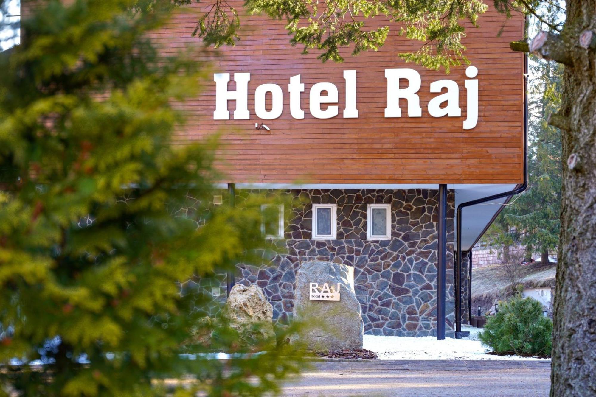 Hotel Raj Dedinky Eksteriør bilde